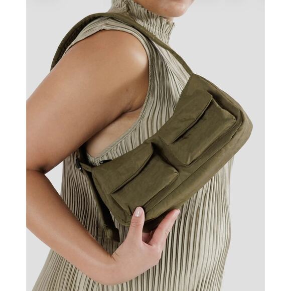 BAGGU Cargo Shoulder Bag - Picture 2 of 7